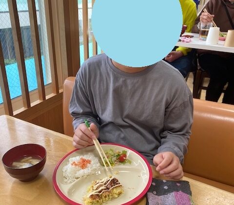 給食のアイキャッチ画像